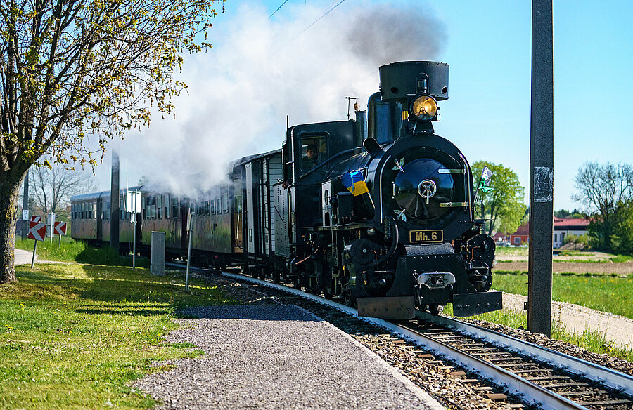 Steam train Mh.6, 2nd class